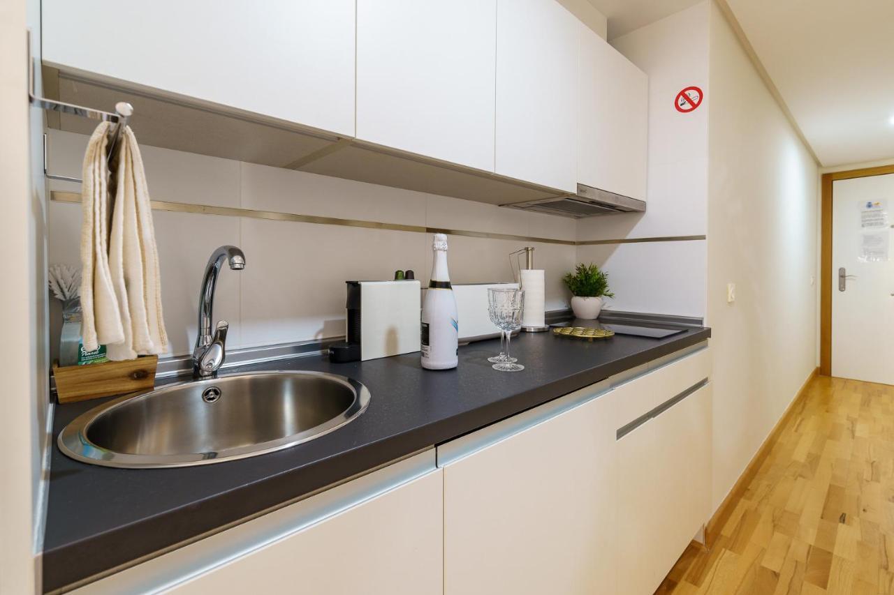 Malagasuite Cozy Center Apartment & Parking Eksteriør billede