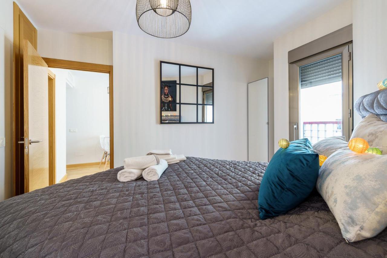 Malagasuite Cozy Center Apartment & Parking Eksteriør billede